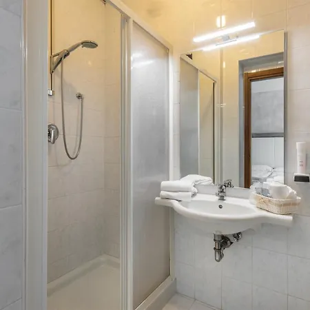 De Nac Otel